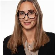 Laureata in giurisprudenza offre lezioni di diritto (qualsiasi campo)